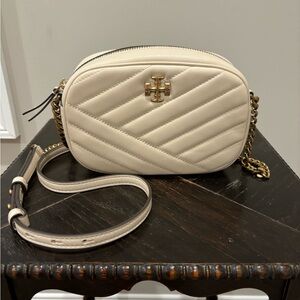 Tory Burch Cream Chevron Quilted Crossbody